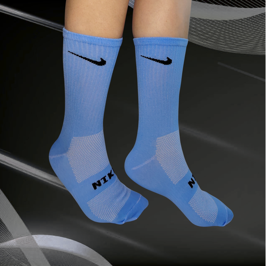 Medias deportivas NK, color azul