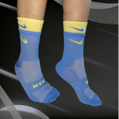 Medias deportivas doble púño color amarillo y azul