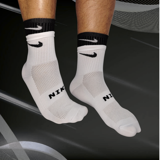 Medias deportivas doble púño negro y blanco