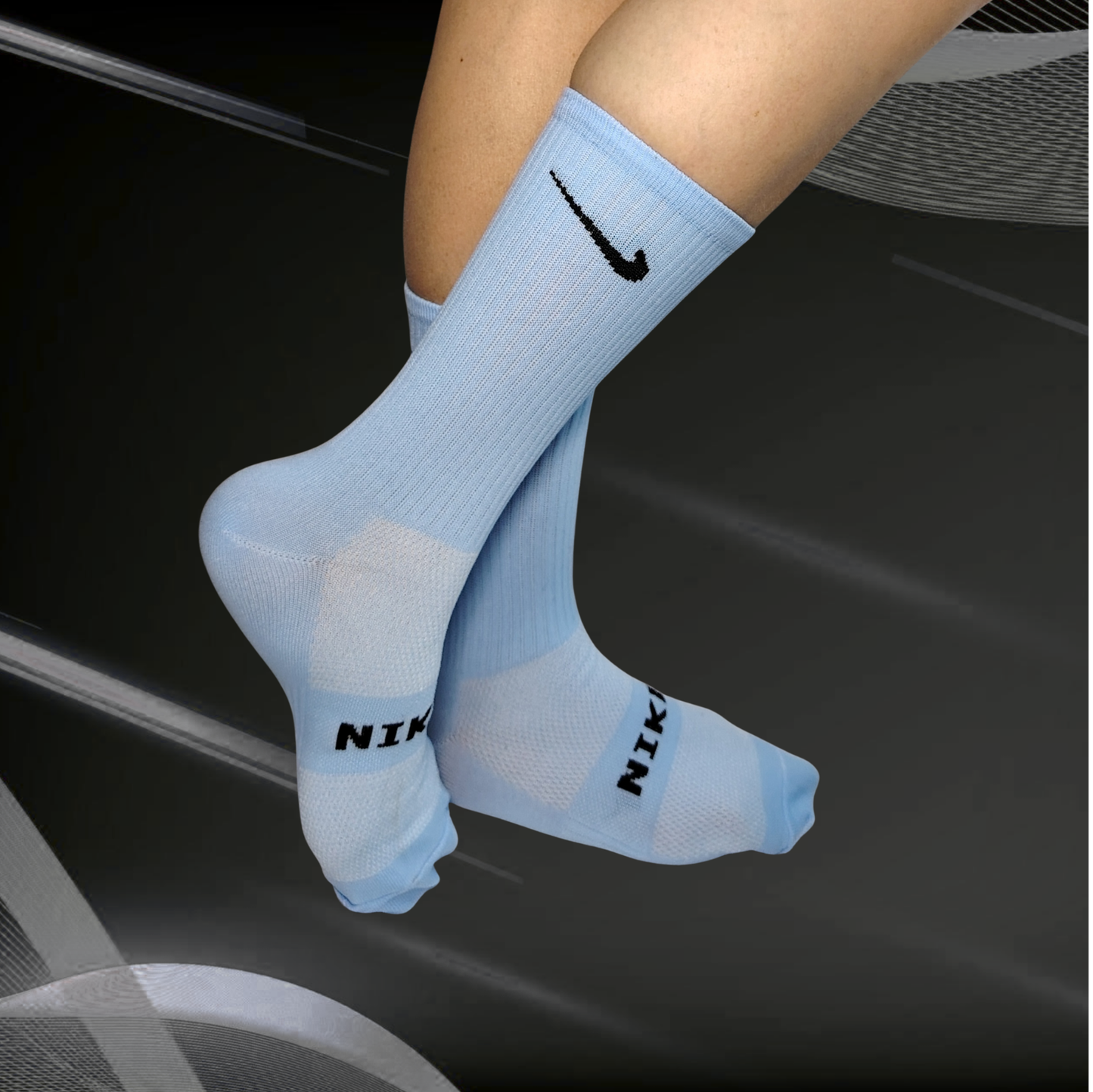 Medias deportivas NK, color azul claro