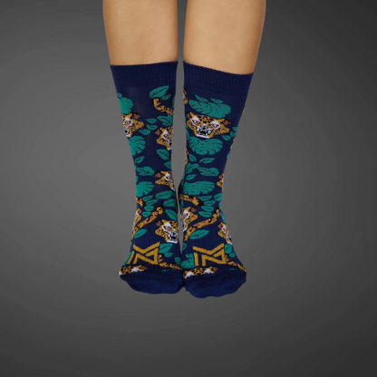 Medias largas premium tigres, fondo azul con naranja